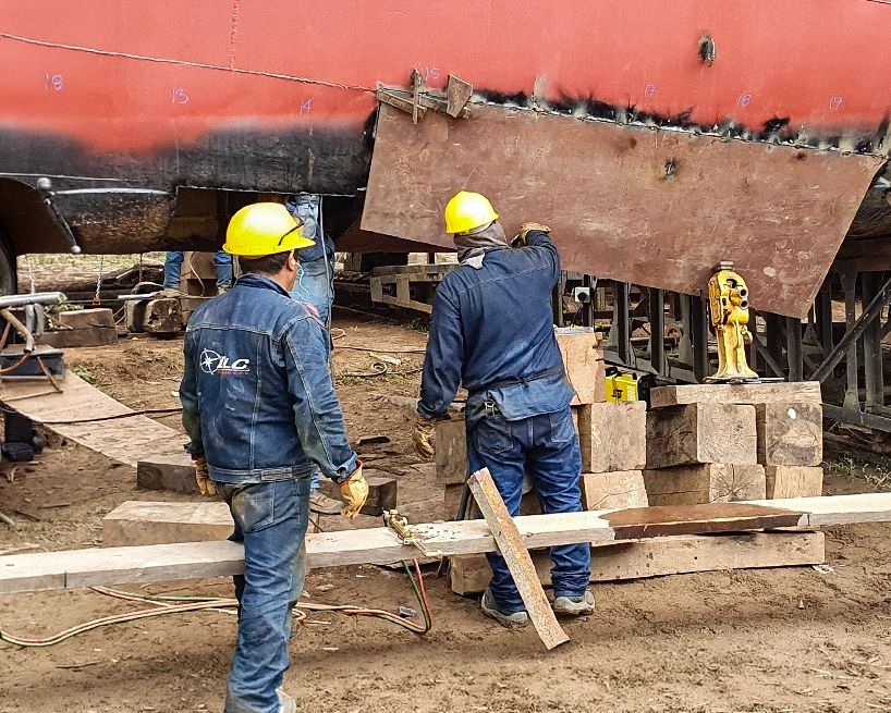 Astillero en la selva V2