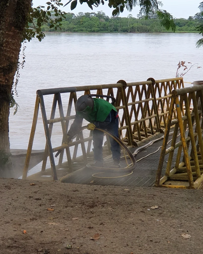 Nuevas Construcciones y Artefactos Navales